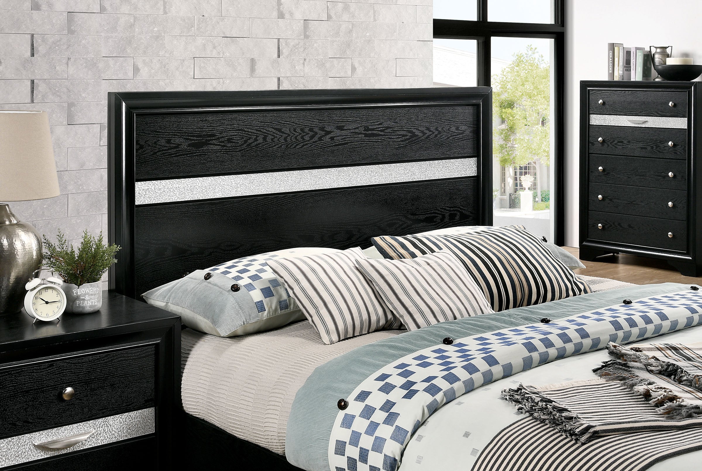 Chrissy Modern Silver Tone Accent 4-Piece Bedroom Set