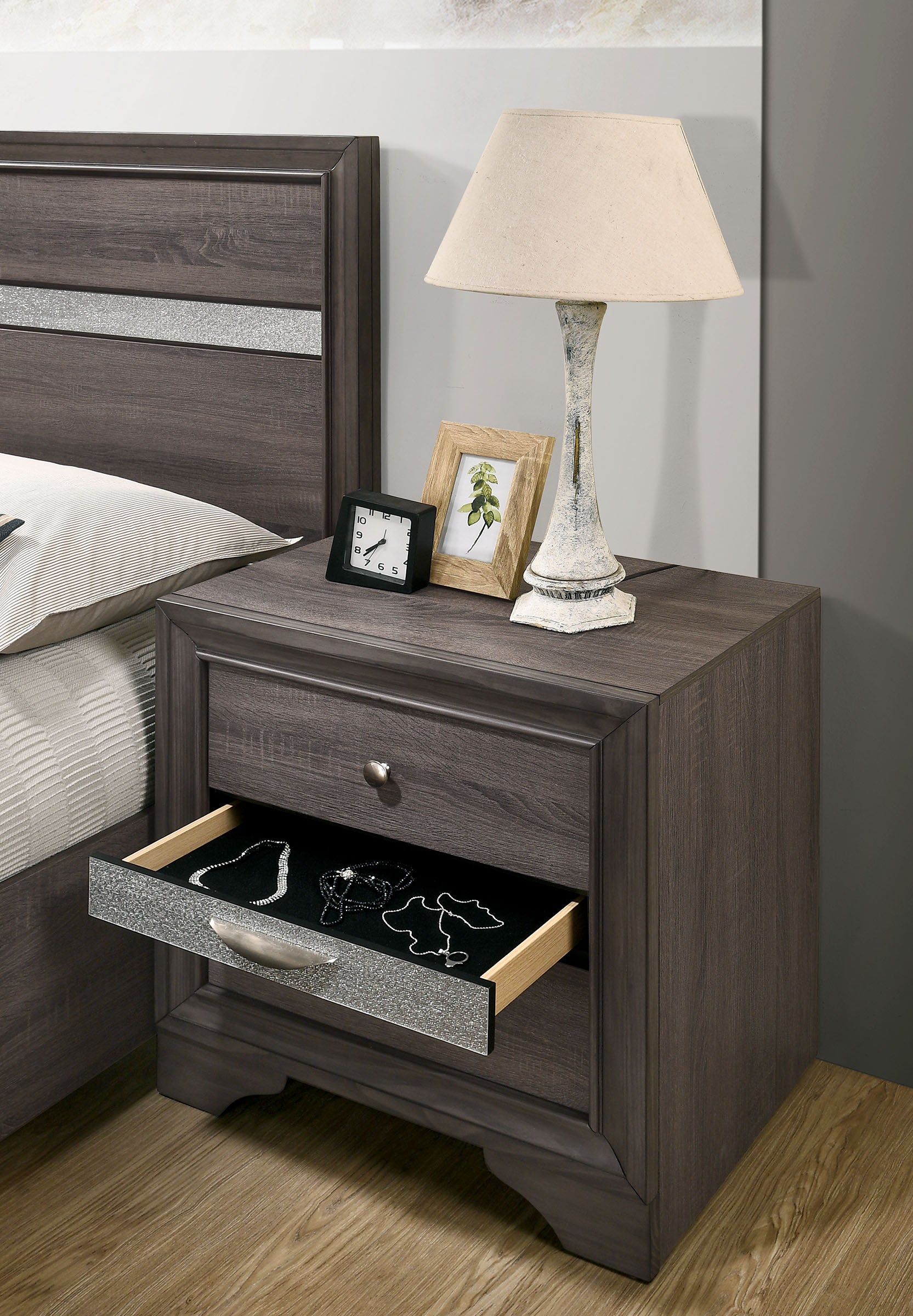 Chrissy Modern Silver Tone Accent 4-Piece Bedroom Set