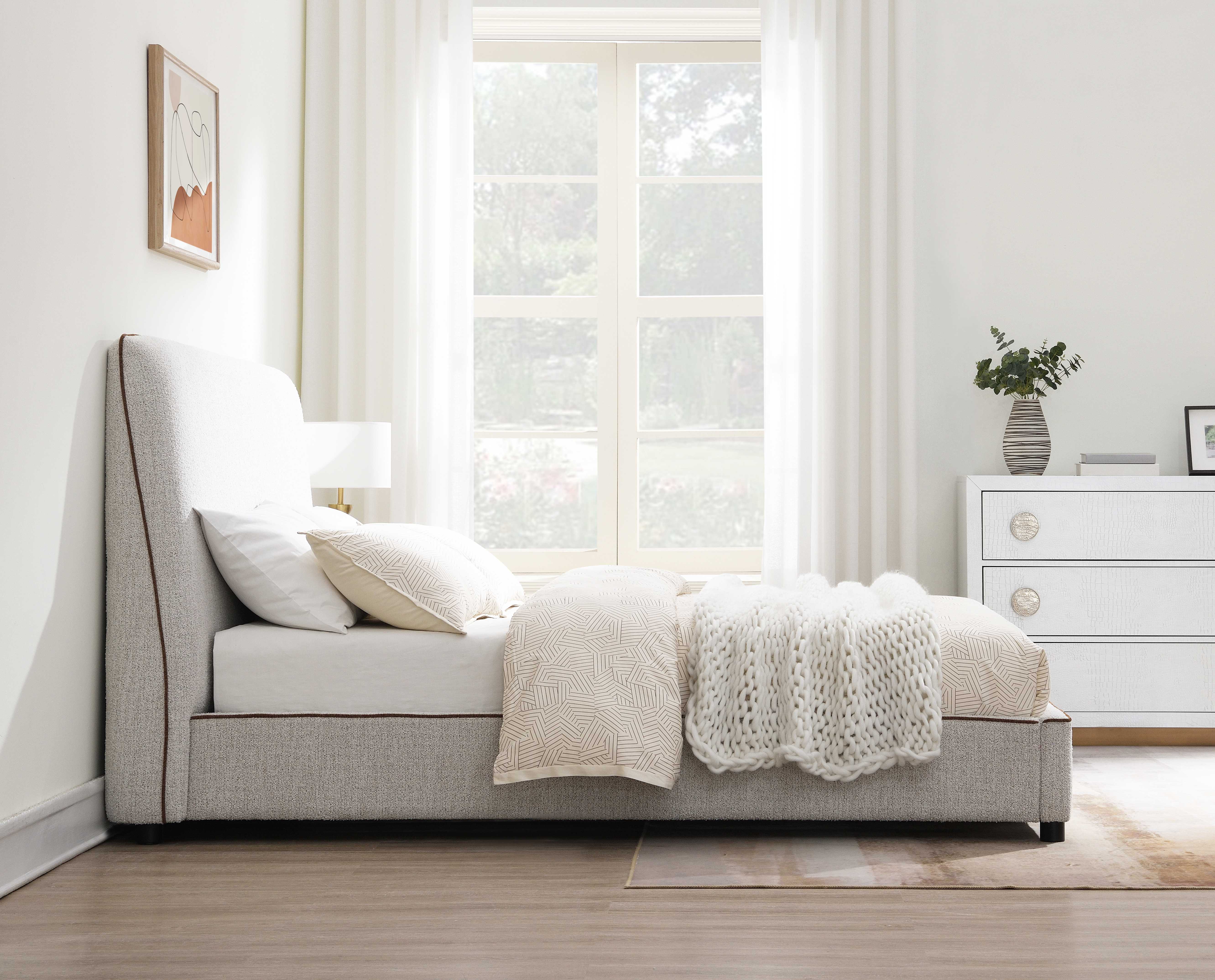 Contemporary Mattress Ready Bed – OEKO-TEX, Brown Contrast Welt