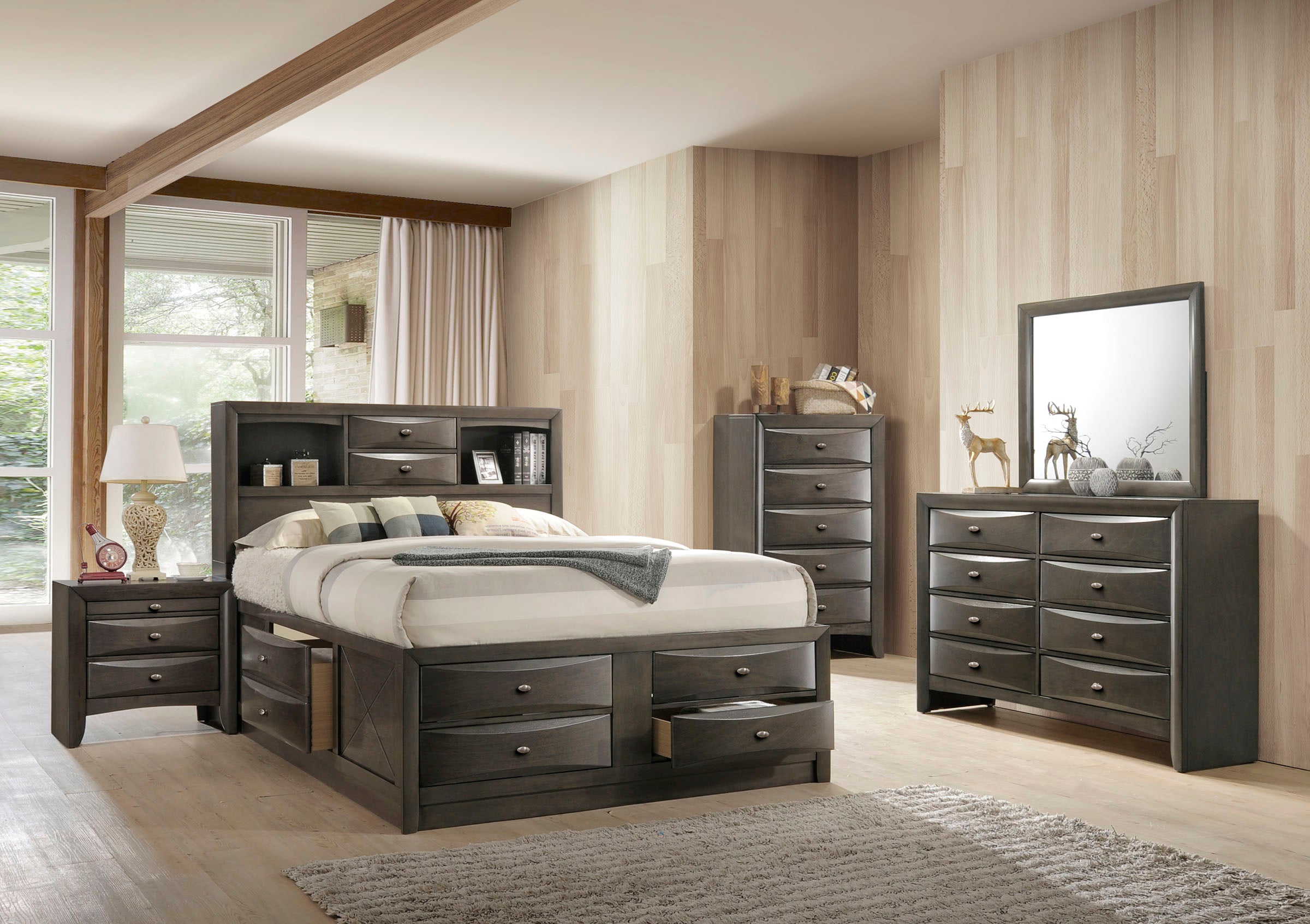 Zosimo Classic 4-Piece Bedroom Set with Storage