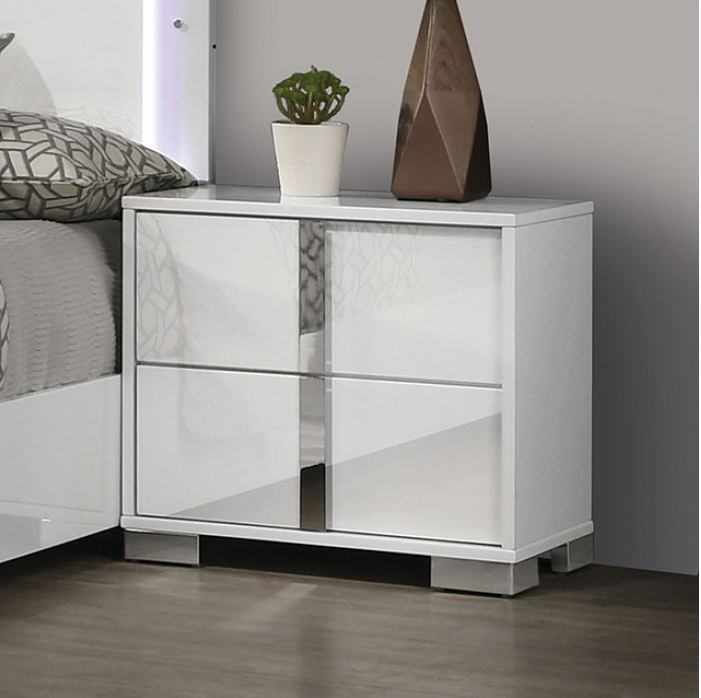Sinistra Contemporary 4-Piece Bedroom Set