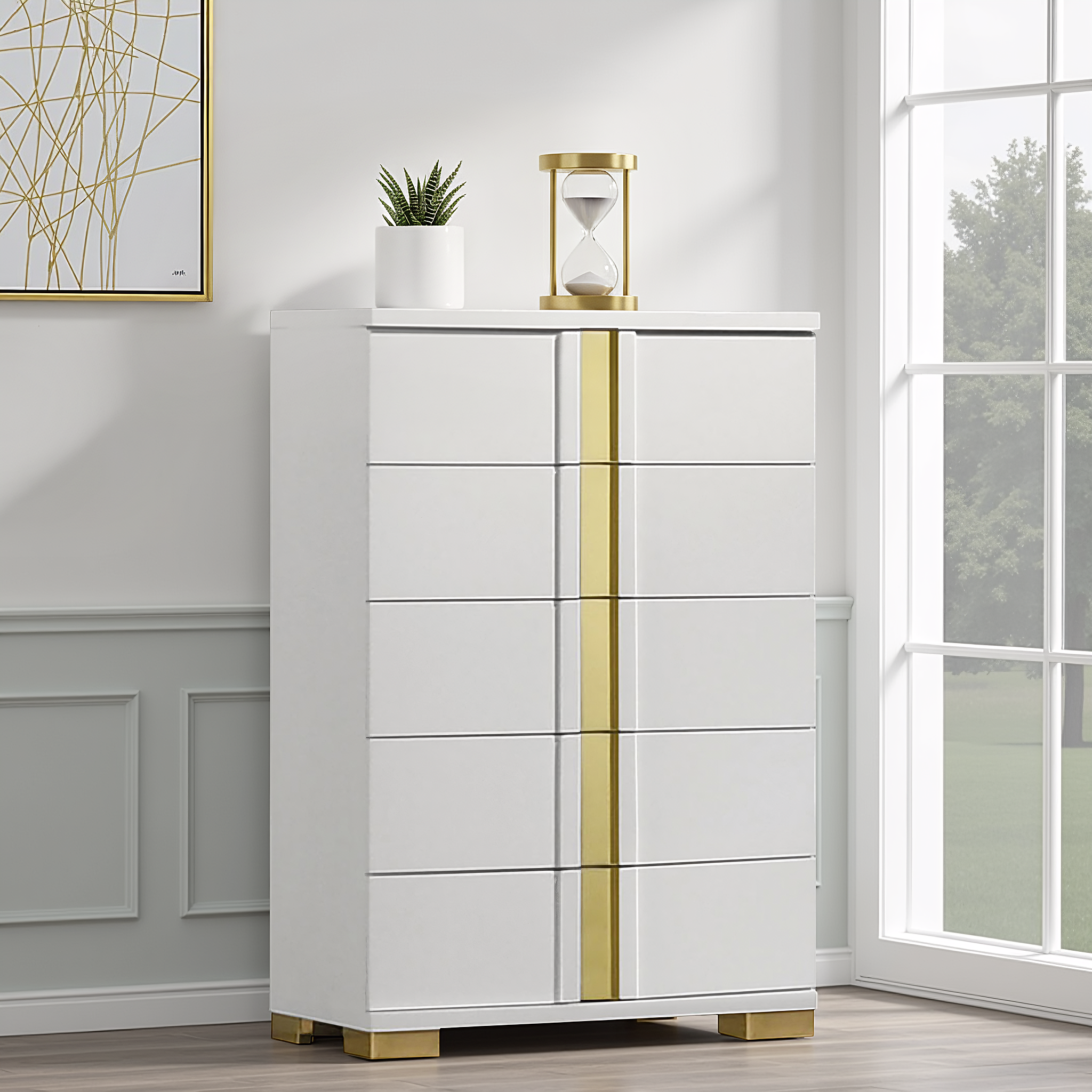 Vikholm Contemporary Chest