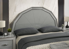 将图片加载到图库查看器，Lumiere Aurora Glam LED Platform Bed Frame
