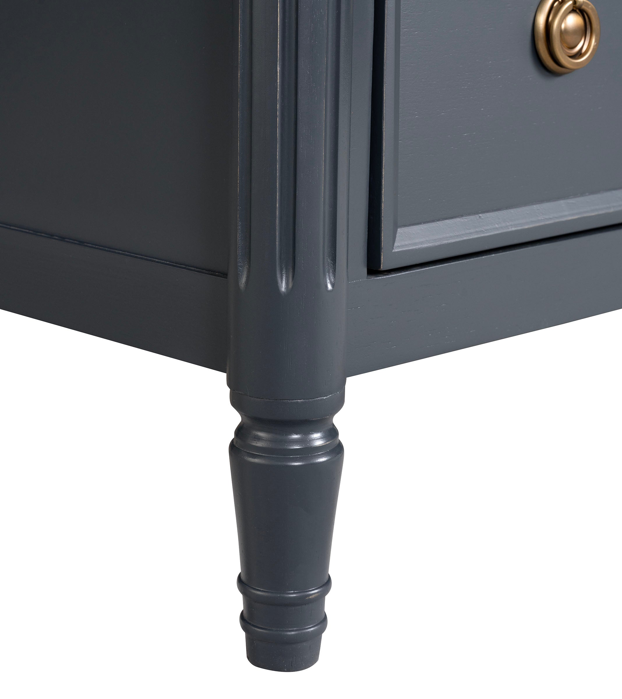 Altamira Classic Panel 4-Piece Bedroom Set