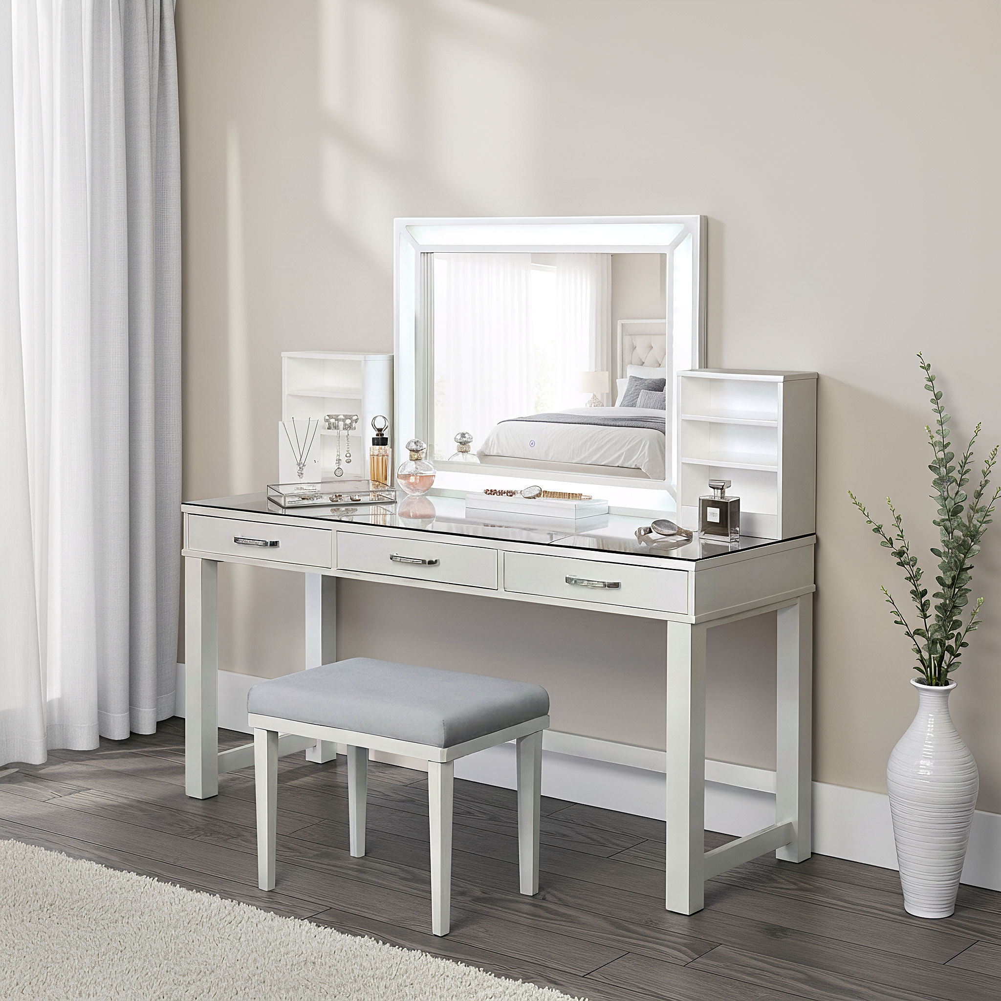 Seraphina Glam Vanity