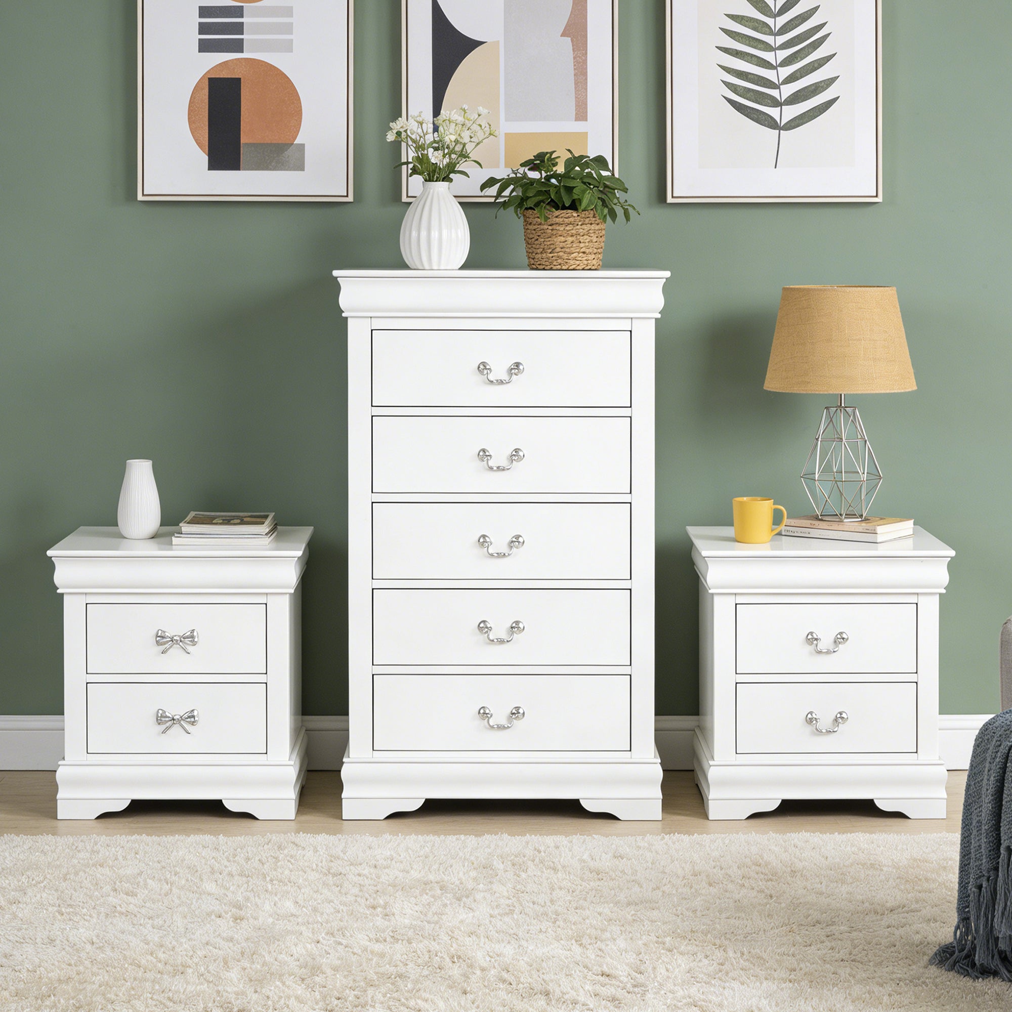 Transitional Solid Wood Chest with English Dovetail Drawers and Bracket Feet